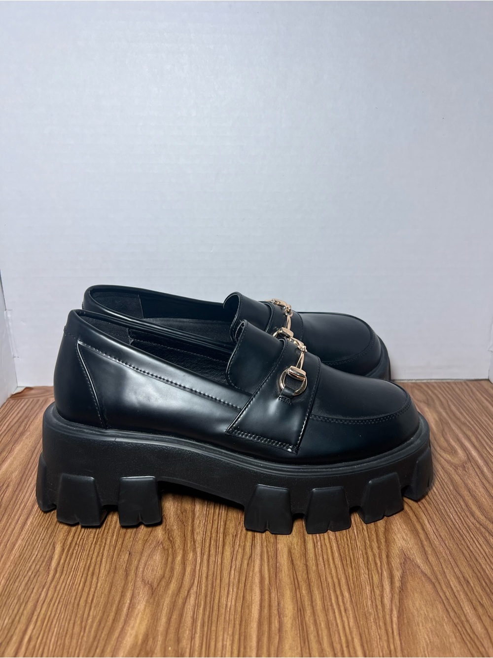 Princess Polly Penny Lane Loafers Black women’s size 8